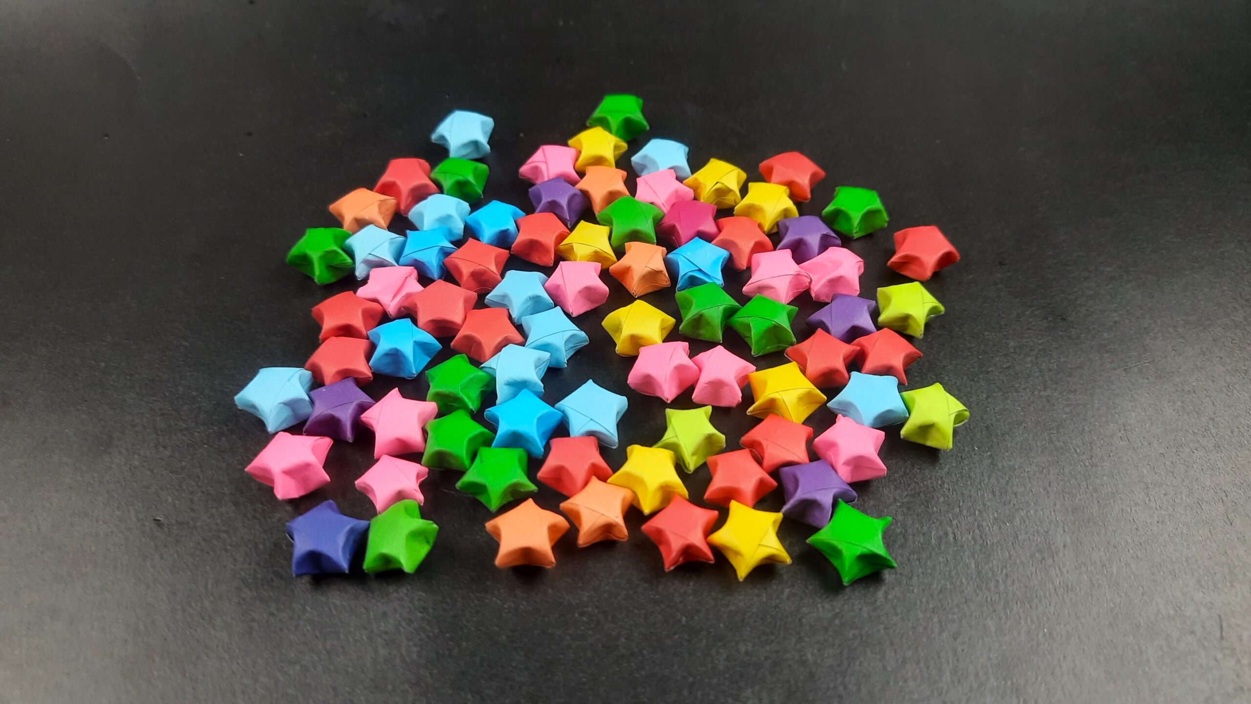Final product for how to make origami stars.