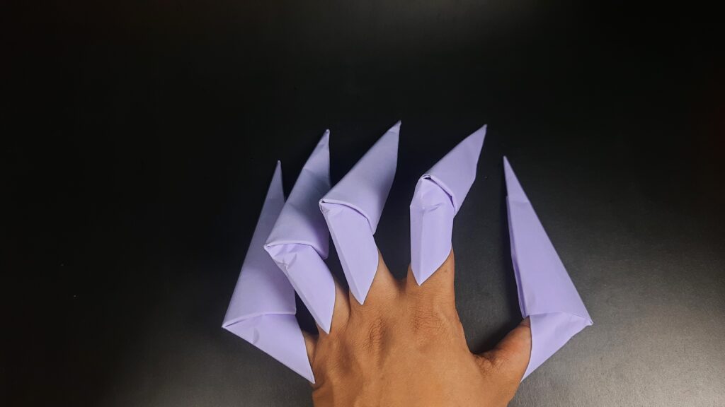 Final product for how to make origami claws post.